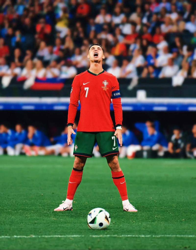 2-0胜韩国，熊猫杯实时积分榜中国U22登顶！（中国U22 2-0力克韩国，熊猫杯即时积分榜登顶）