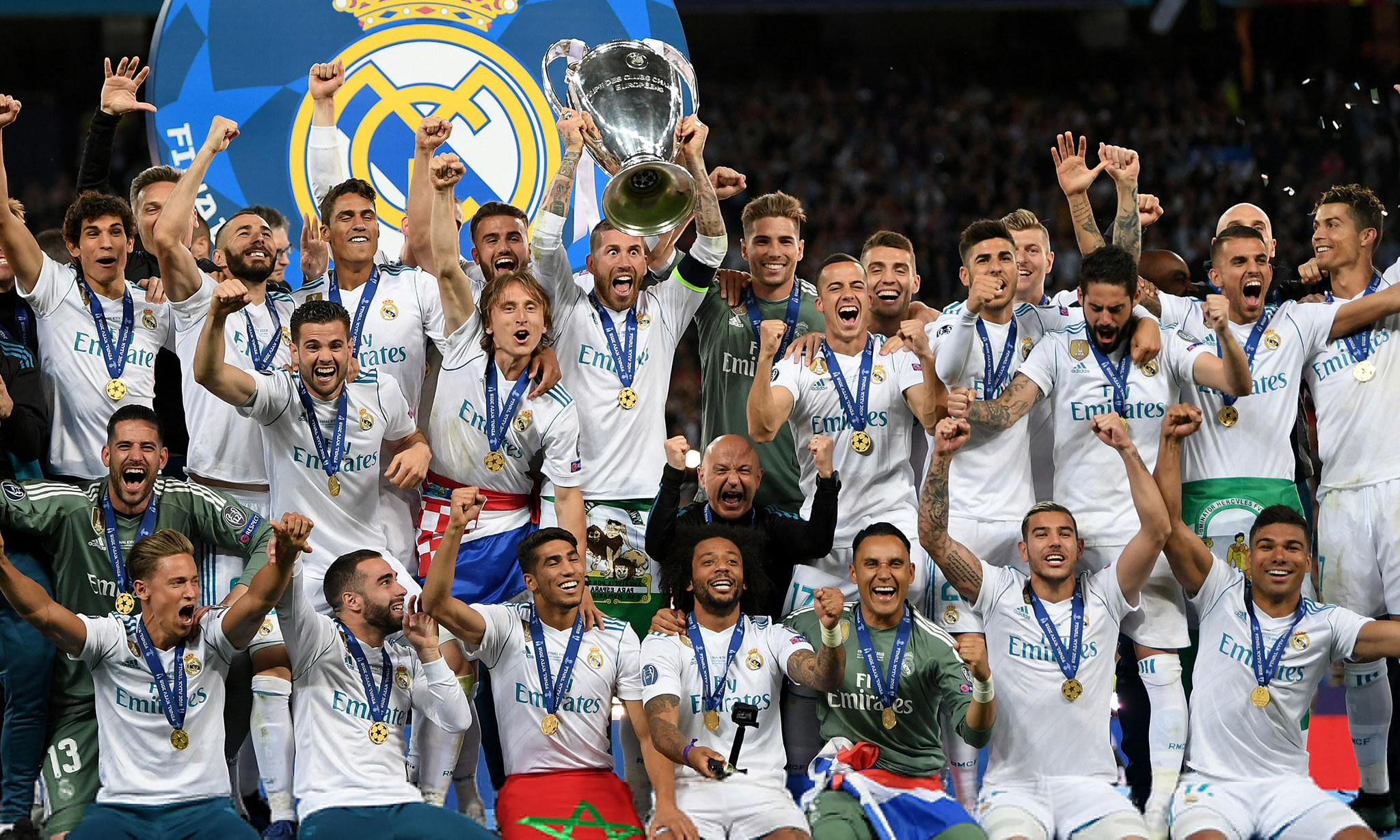 记者：罗马评估迪巴拉续约，任何报价都会远低于现有800万年薪（记者：罗马正评估与迪巴拉续约，报价或显著低于其现有800万年薪）